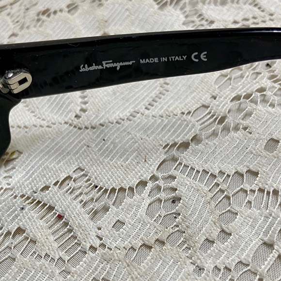 Salvatore Ferragamo Italy 2108 Sun Glasses - Picture 7 of 16